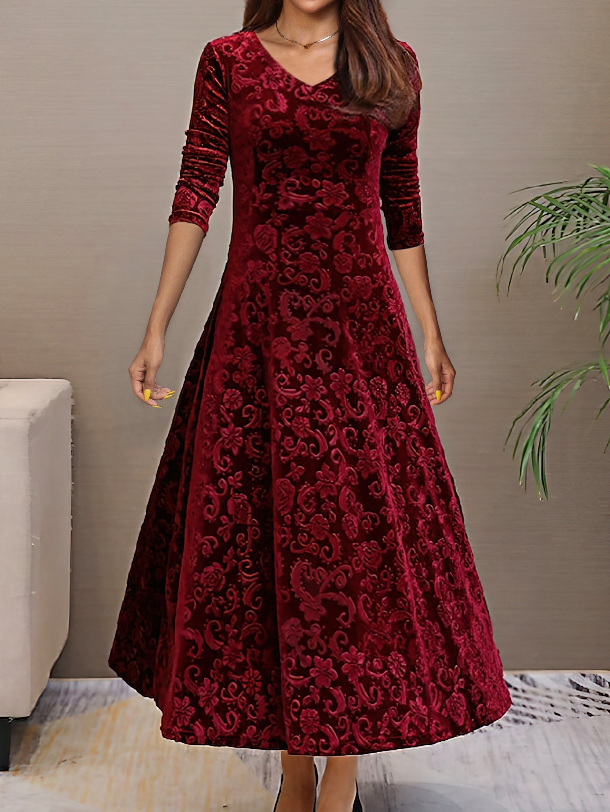 Isabella | Plus Size Floral Velvet Dress with Long Sleeves