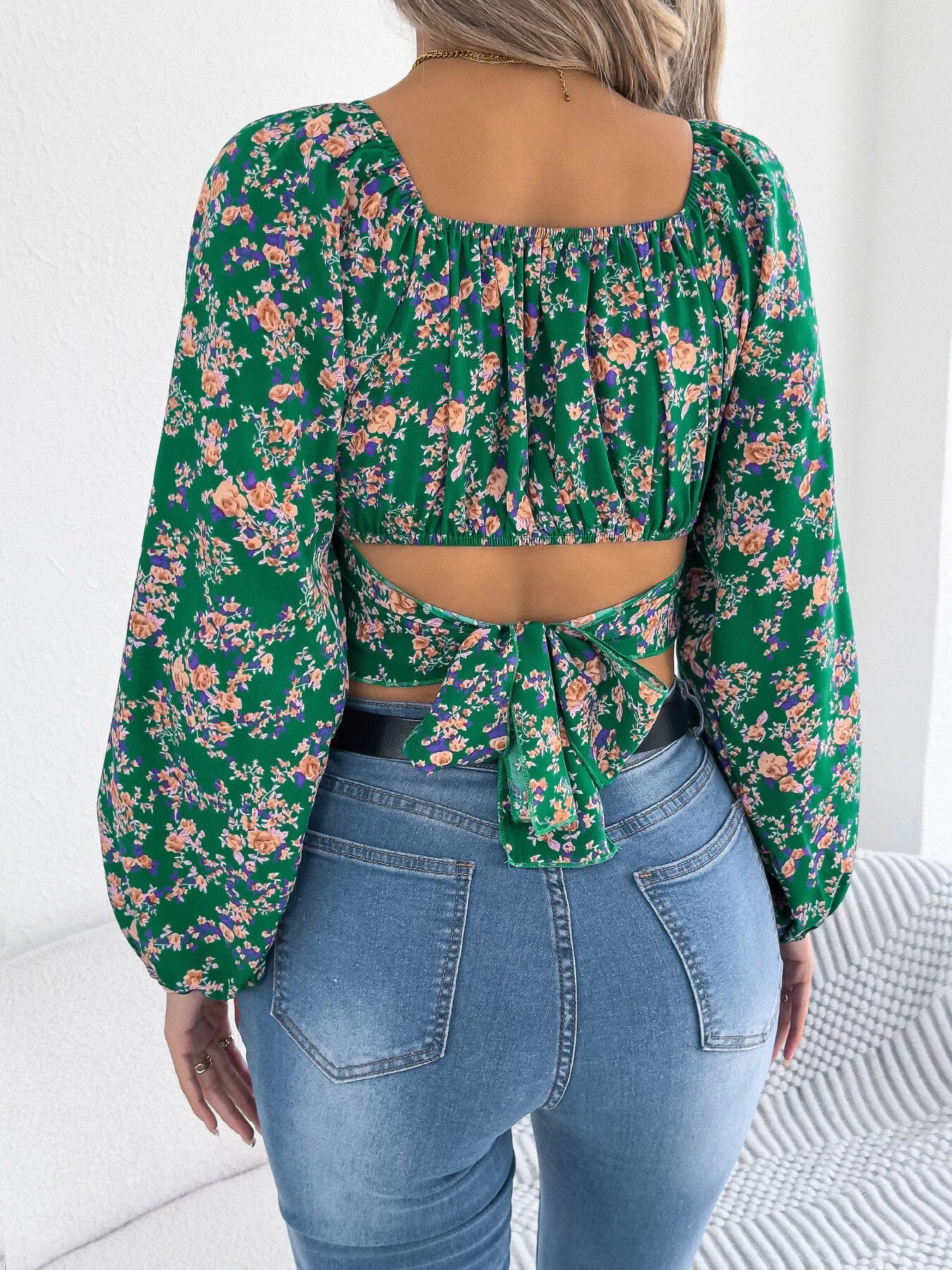 Arabella | Floral Square Neck Crop Blouse